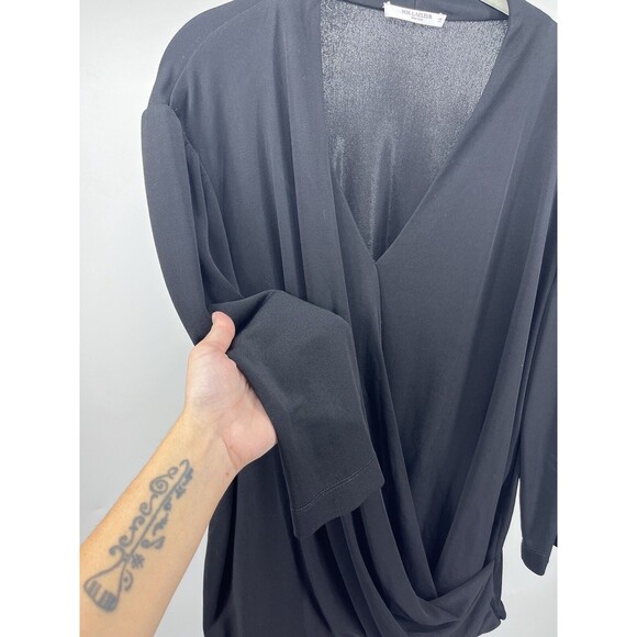 M.M. Lafleur Deneuve Plus Size 1X Wrap Top Blouse +1 Black V Neck - Picture 5 of 9